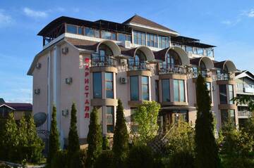 Отель Kristall Hotel Бостери